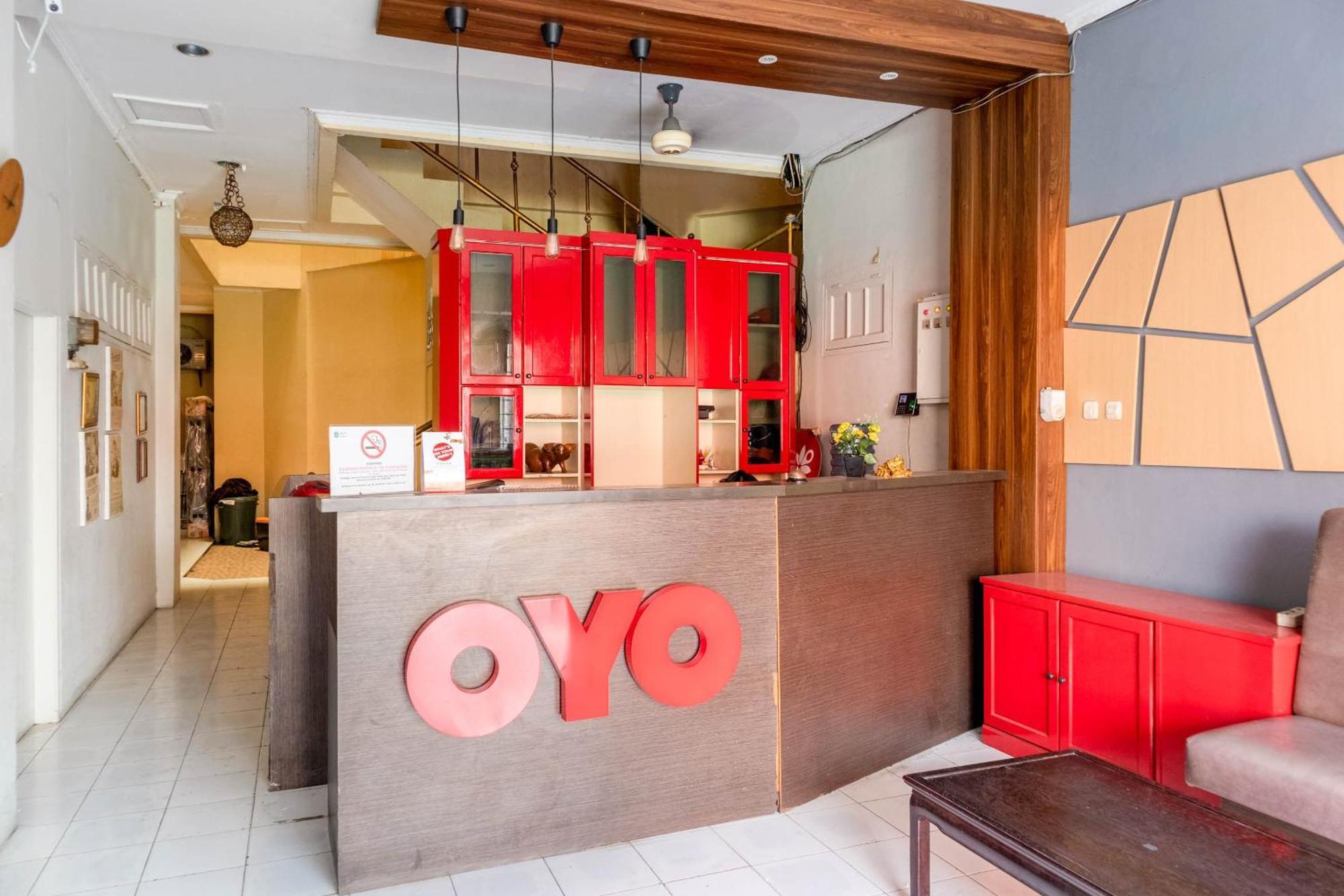 Oyo 1111 Pasar Baru Inn Jakarta Exterior foto